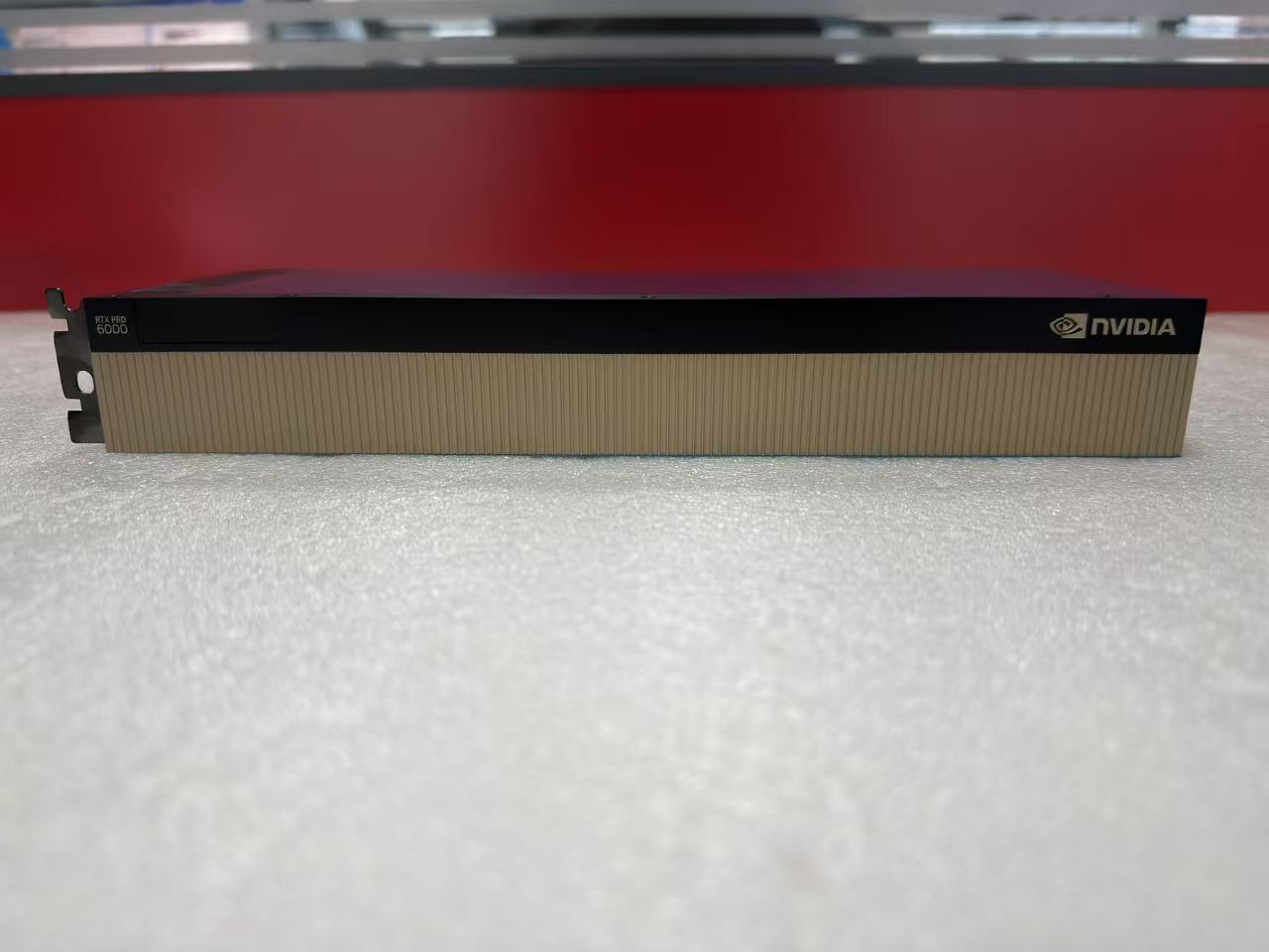 RTX/Quadro-产品图片-算力之光