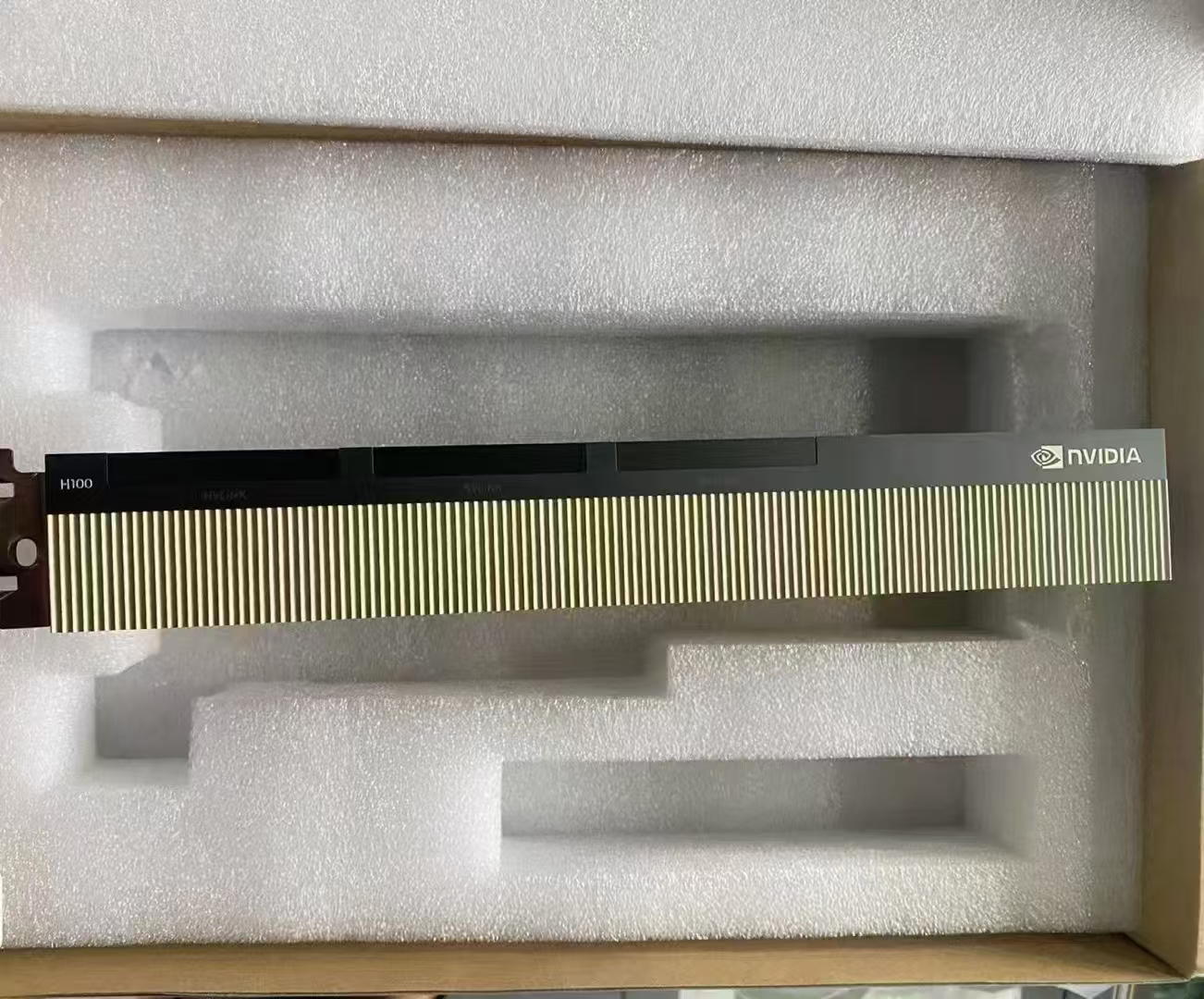H100 PCIE-产品图片-算力之光