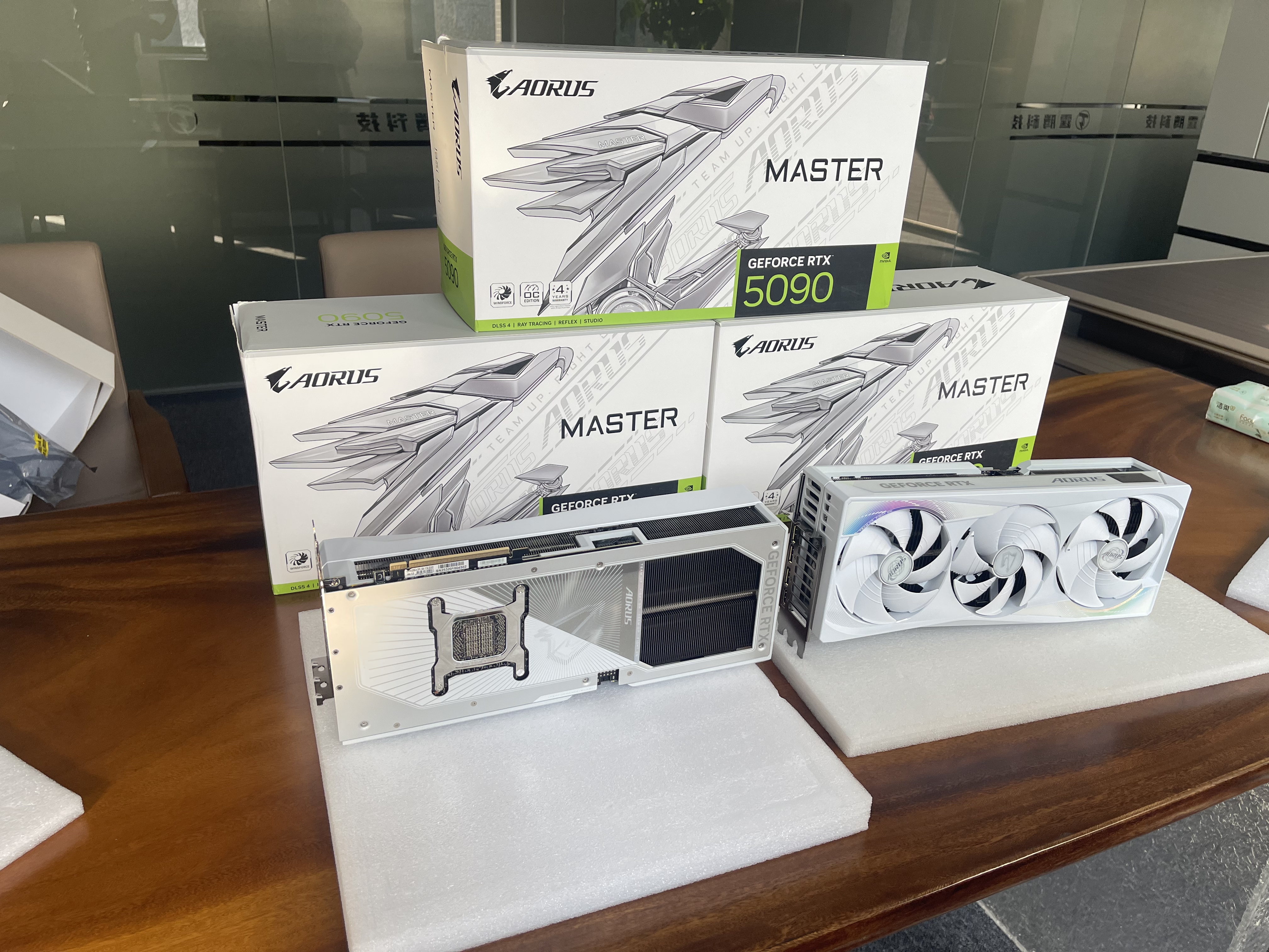 消费级/Geforce-产品图片-算力之光