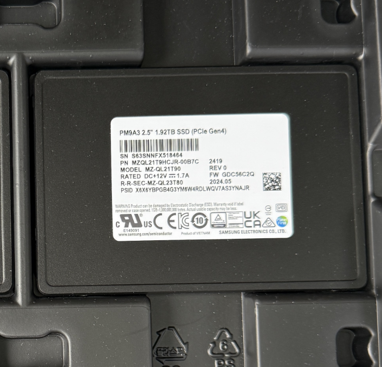 三星PM9A3 1.92T 00B7C 全新